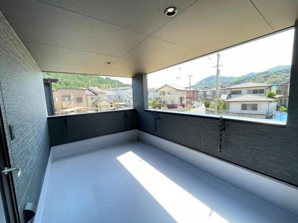 大津市国分１丁目の新築一戸建
