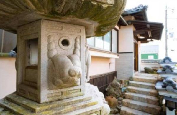 京都市伏見区深草大亀谷万帖敷町の中古一戸建て