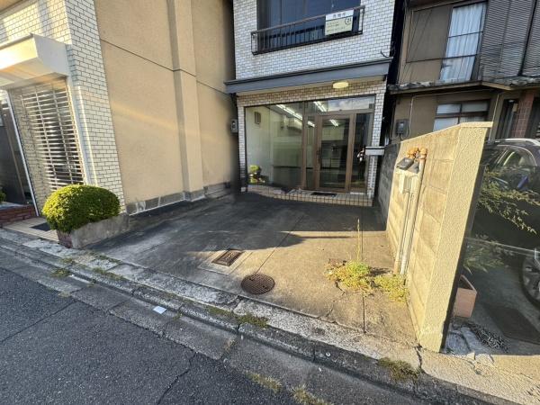 京都市上京区下立売通日暮西入中村町の土地