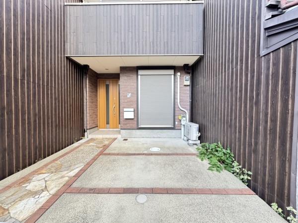 京都市中京区西ノ京月輪町の中古一戸建て