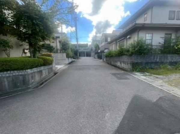 大津市本宮２丁目の中古一戸建て