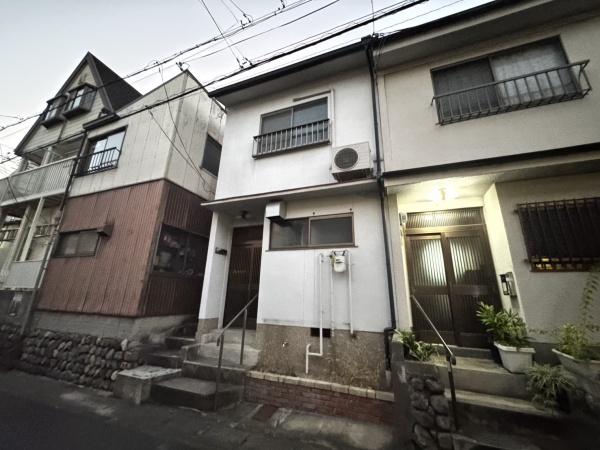 京都市山科区西野楳本町の中古一戸建て