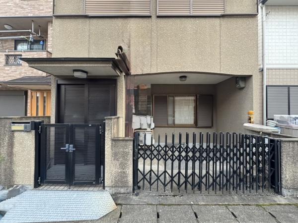 京都市山科区西野楳本町の中古一戸建て