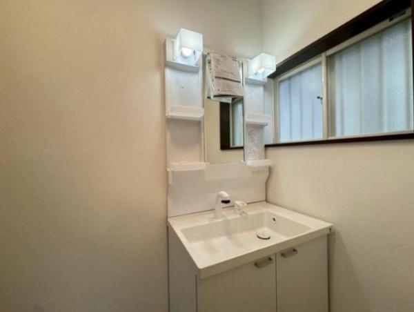 大津市石居３丁目の中古一戸建て