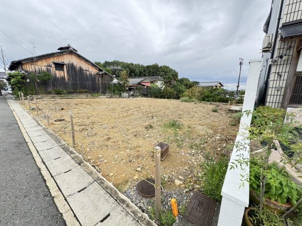 京都市右京区宇多野馬場町の土地