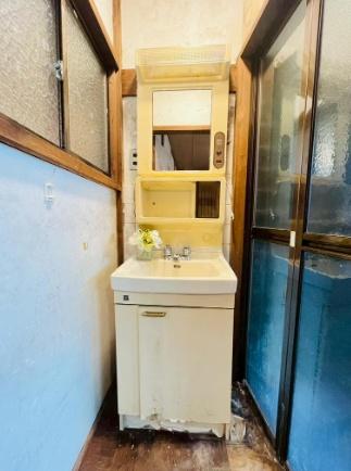 京都市伏見区向島本丸町の中古一戸建て(洗面台・洗面所)