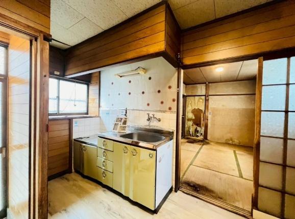 京都市伏見区向島本丸町の中古一戸建て(リビング)