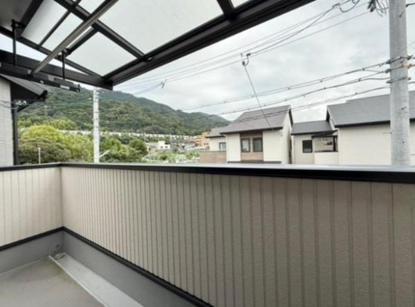 京都市山科区大宅御所田町の中古一戸建て(バルコニー)