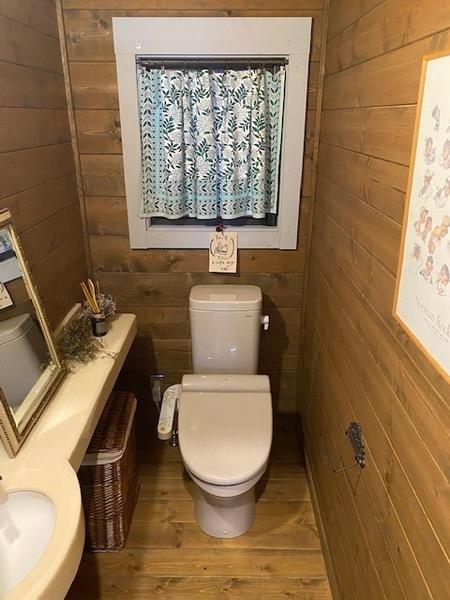 大津市木戸の中古一戸建て(トイレ)