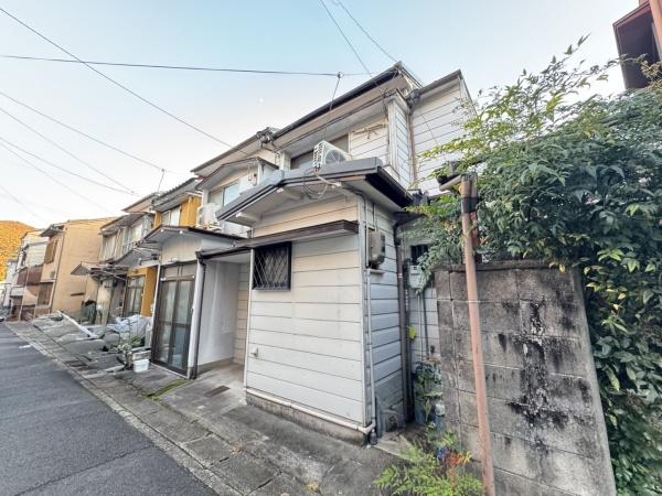 京都市伏見区石田大山町の中古テラスハウス