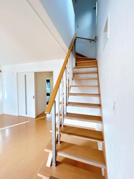 京都市伏見区日野田頬町の中古一戸建て(リビング)