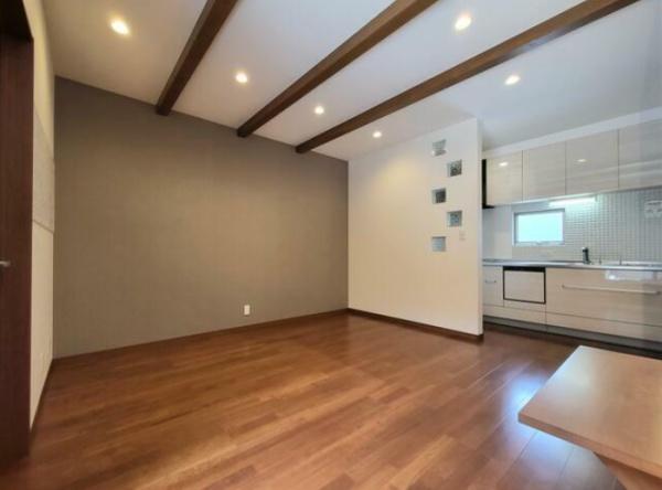 大津市横木2丁目の中古一戸建て(リビング)