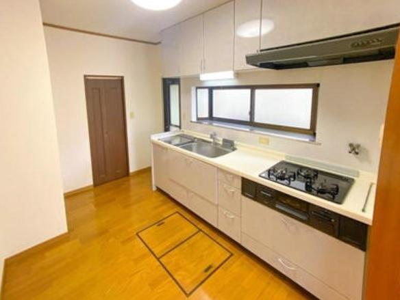 大津市本宮２丁目の中古一戸建て