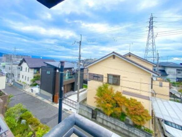 大津市本宮２丁目の中古一戸建て