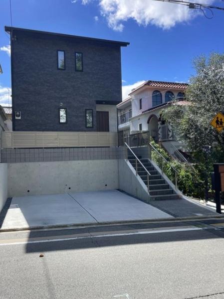 京都市伏見区深草大亀谷八島町の新築一戸建