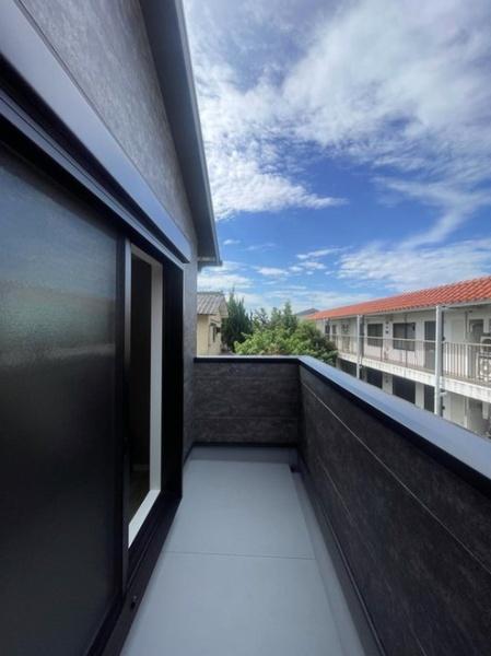 京都市伏見区深草大亀谷八島町の新築一戸建