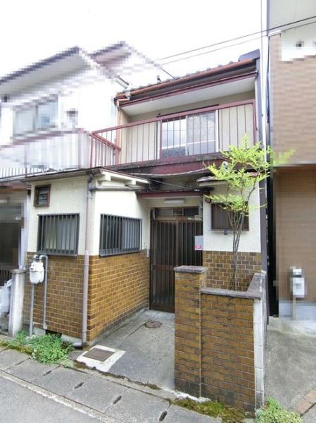 京都市右京区嵯峨野秋街道町の中古テラスハウス