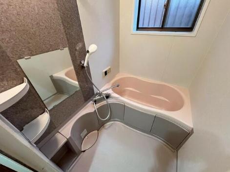 大津市本宮２丁目の中古一戸建て