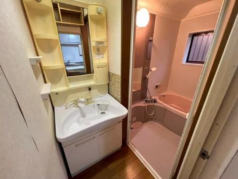 大津市本宮２丁目の中古一戸建て