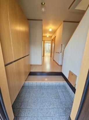 京都市山科区西野野色町の中古一戸建て