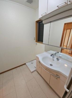 京都市山科区西野野色町の中古一戸建て