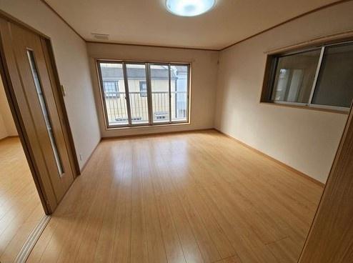 京都市山科区西野野色町の中古一戸建て