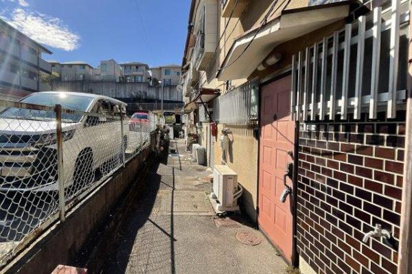 京都市伏見区石田大山町の中古テラスハウス