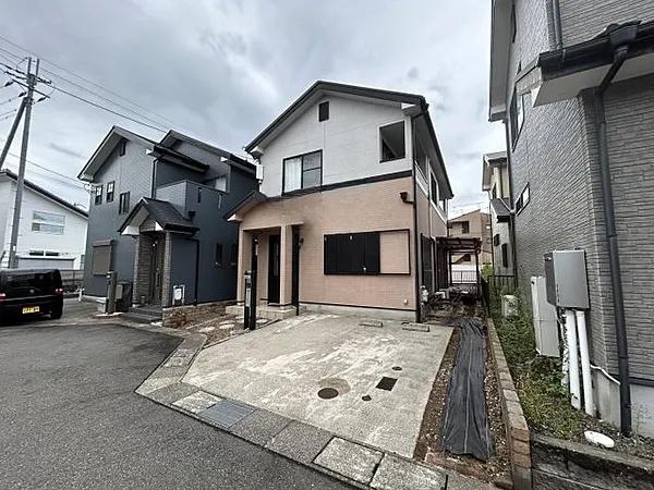 大津市比叡辻１丁目の中古一戸建て