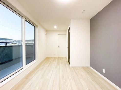 京都市山科区御陵血洗町の新築一戸建