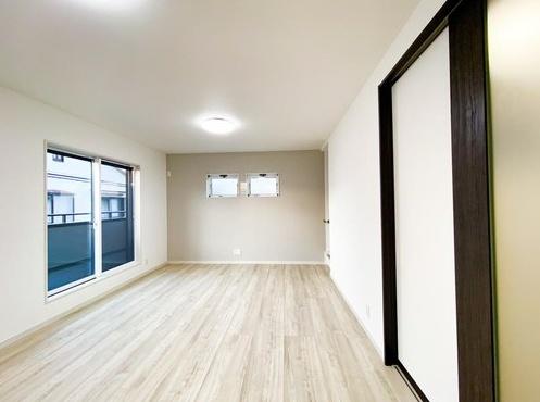 京都市山科区御陵血洗町の新築一戸建