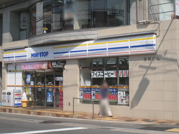 京都市右京区太秦蜂岡町の中古一戸建て(ミニストップ太秦帷子ノ辻駅前店)