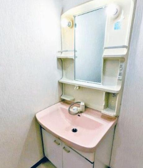 京都市右京区鳴滝宅間町の中古一戸建て(洗面台・洗面所)