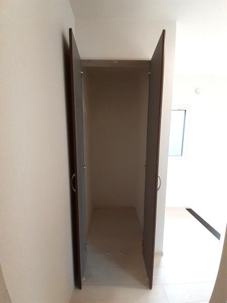 高浜市向山町一丁目　2号棟