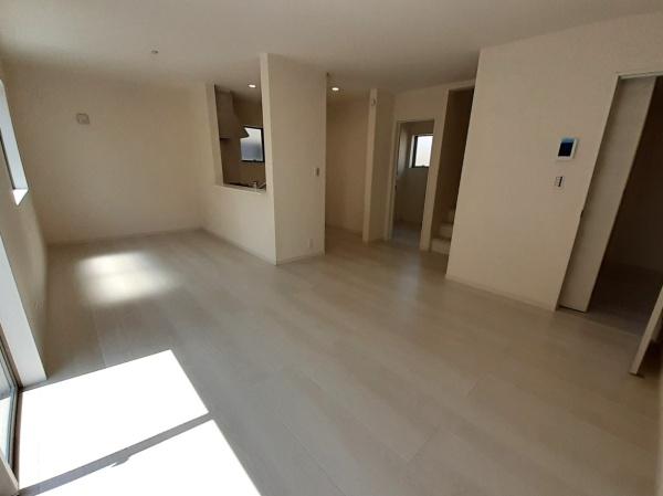 碧南市三宅町第５９　3号棟