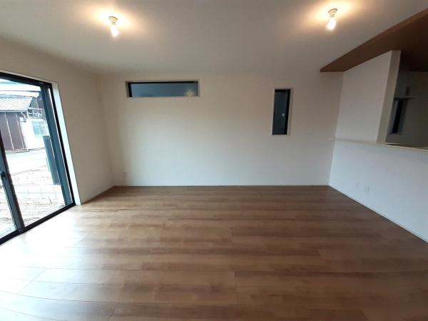 高浜市屋敷町第２期　3号棟