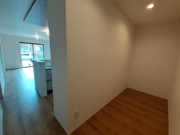 高浜市屋敷町第２期　3号棟