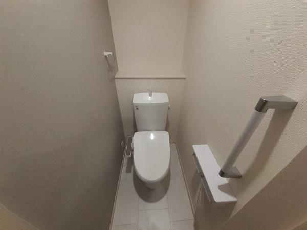 高浜市向山町五丁目第６　1号棟