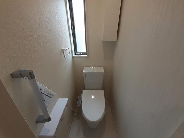 高浜市向山町五丁目第６　2号棟