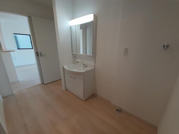 碧南市中山町第３　2号棟