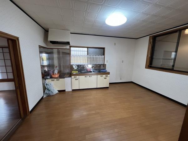 碧南市湖西町３丁目の中古一戸建て