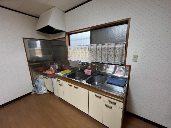 碧南市湖西町３丁目の中古一戸建て
