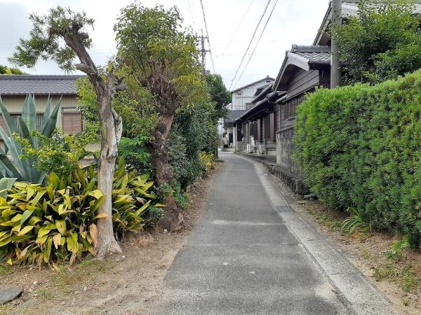 高浜市八幡町４丁目の土地