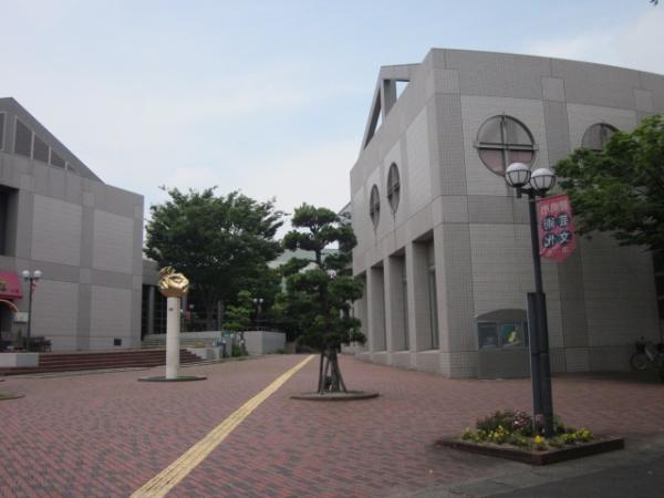 碧南市相生町第１　1号棟(碧南図書館)