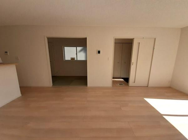 高浜市稗田町第6 1号棟(リビング)