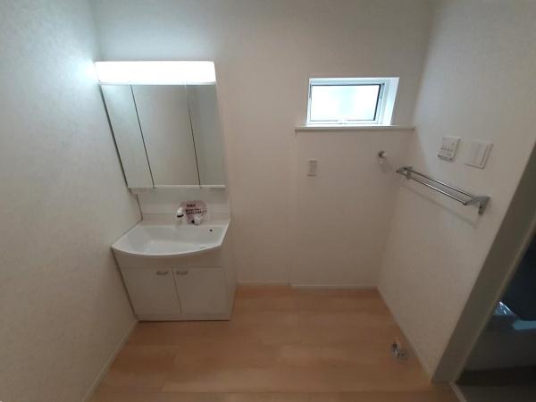 高浜市稗田町第６　2号棟