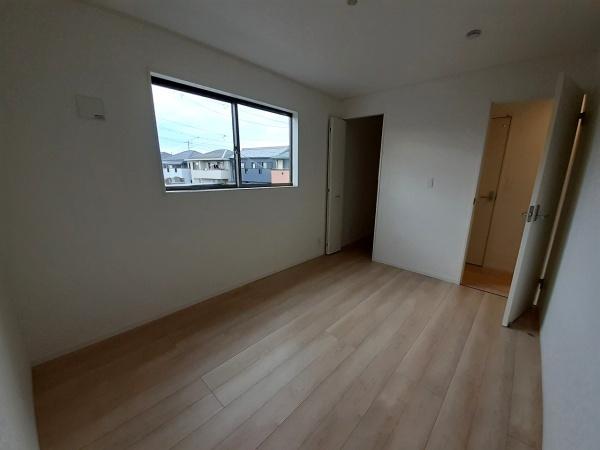 碧南市湖西町第２　2号棟