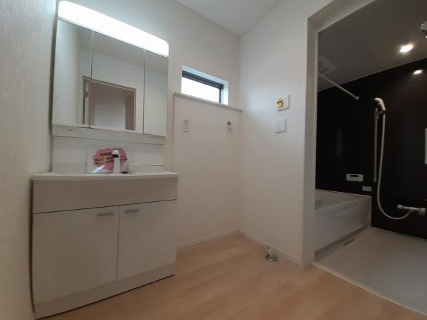 碧南市湖西町第２　3号棟