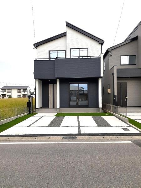 碧南市六軒町　１号棟