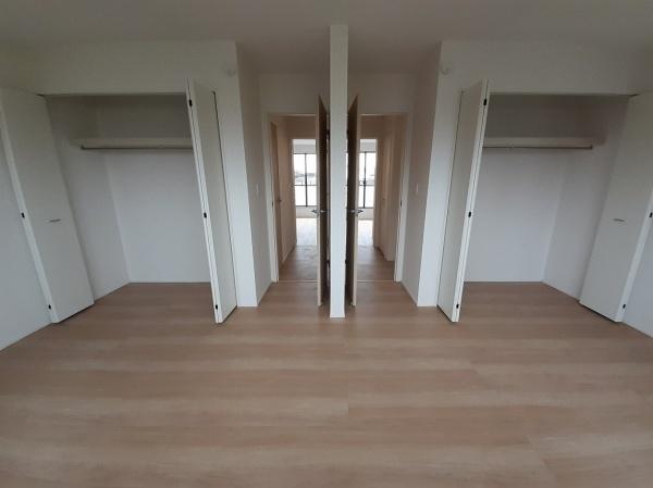 碧南市六軒町　１号棟