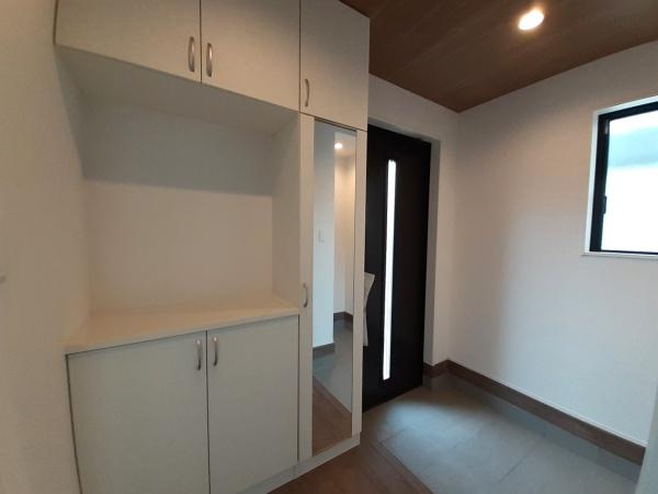 碧南市六軒町　２号棟